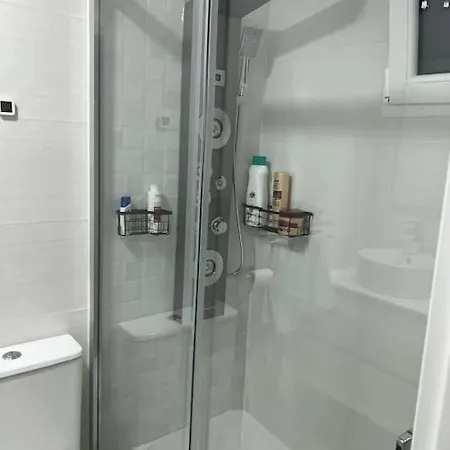 Moderno Recien Reformado Apartment *